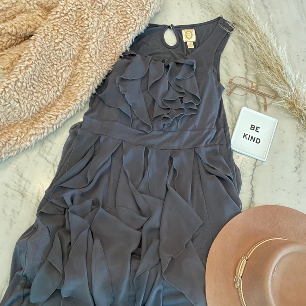 Anthropologie Ric Rac Gray Ruffled Tank Dress in Size Medium